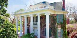 Beautiful Historic Mansion Back on the Market in Round Rock