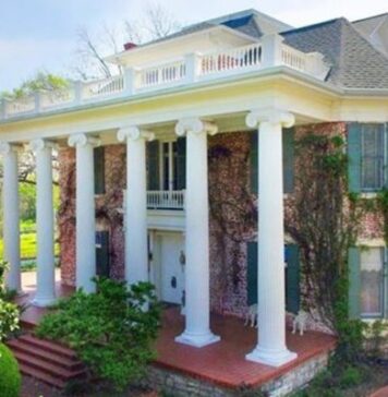 Beautiful Historic Mansion Back on the Market in Round Rock